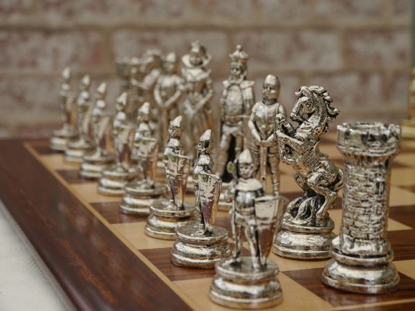 Mary Stuart - Mary Queen of Scots - Brass Chess Set - Image 9