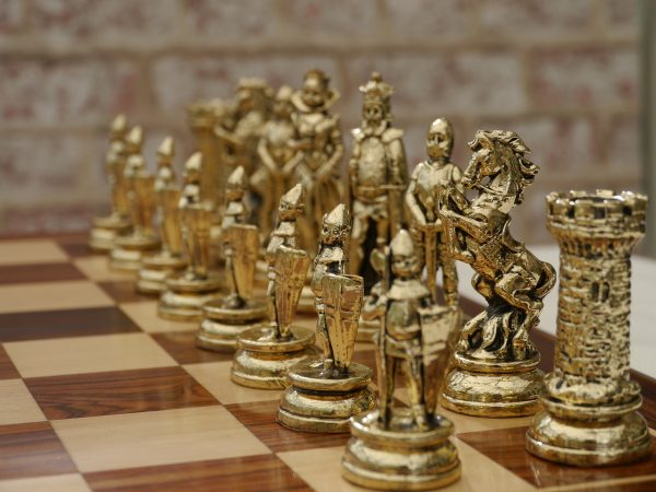 Mary Stuart - Mary Queen of Scots - Brass Chess Set - Image 10