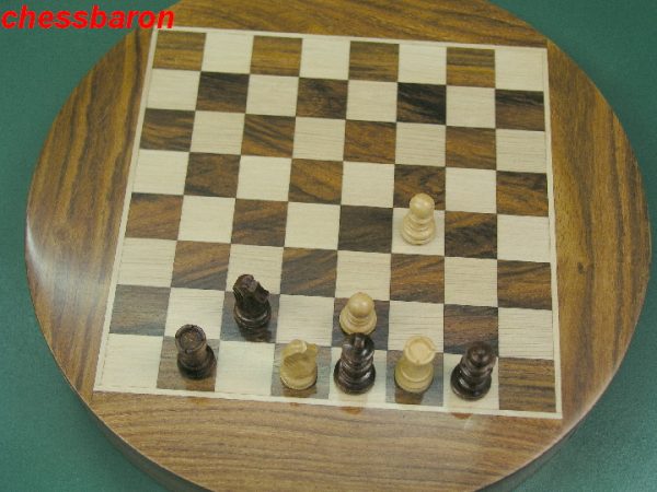 Circular Magnetic Travel Chess Set - Image 6