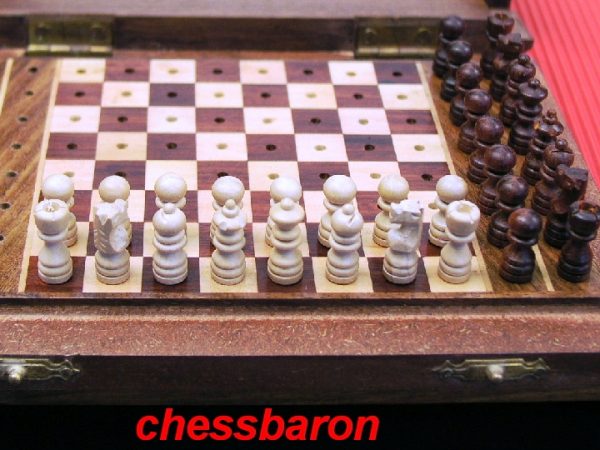 Detailed Pegged 7 x 5 inch Chess Set - Image 11