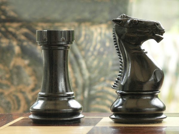 Margaret Anne Knight 4 inch King Triple Weight Ebony Chess Set