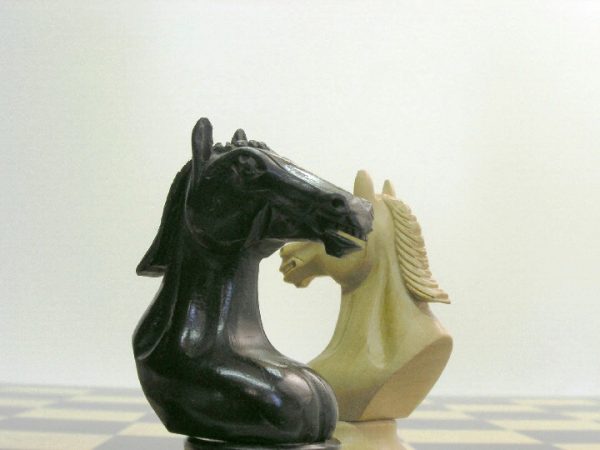 The Bronte in Ebony Wood Staunton Chess Set - Image 7