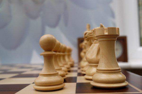 Sinead Staunton in Bud Rosewood Chess Set - Image 19