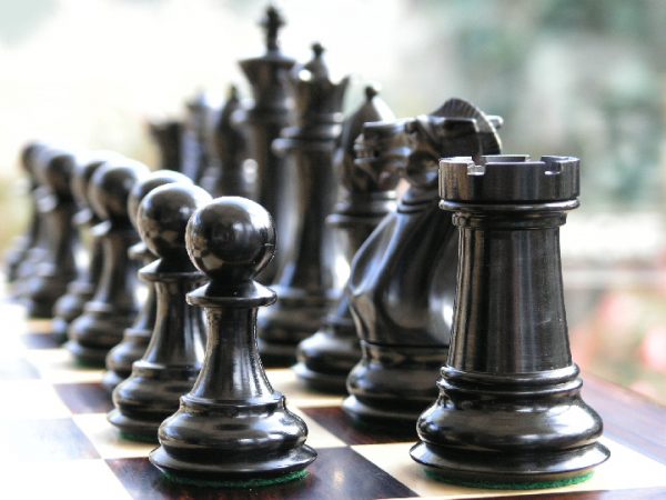 1850 Staunton in Ebony Chess Set