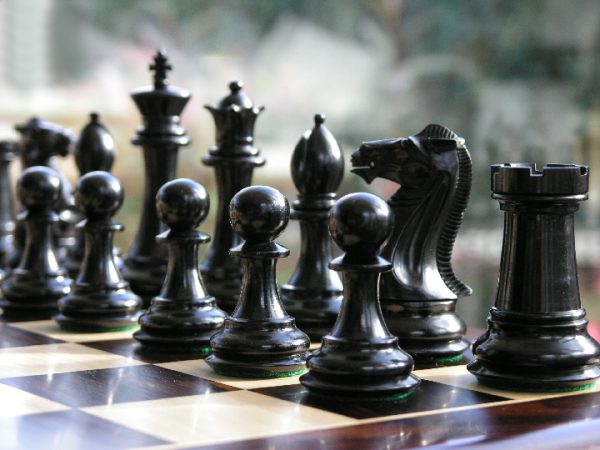 1850 Staunton in Ebony Chess Set - Image 5