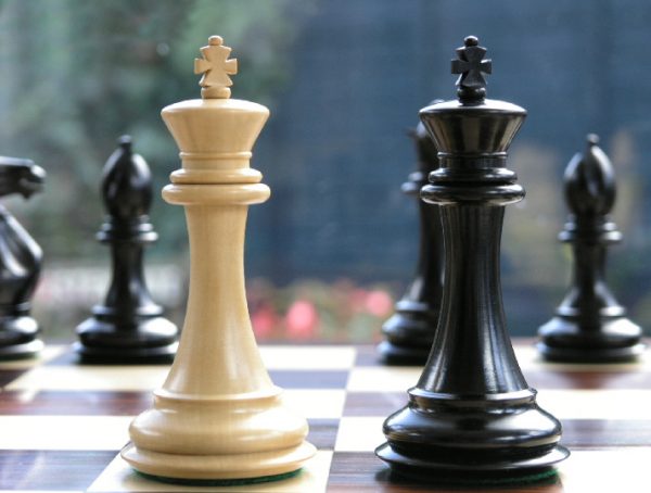 1850 Staunton in Ebony Chess Set - Image 7