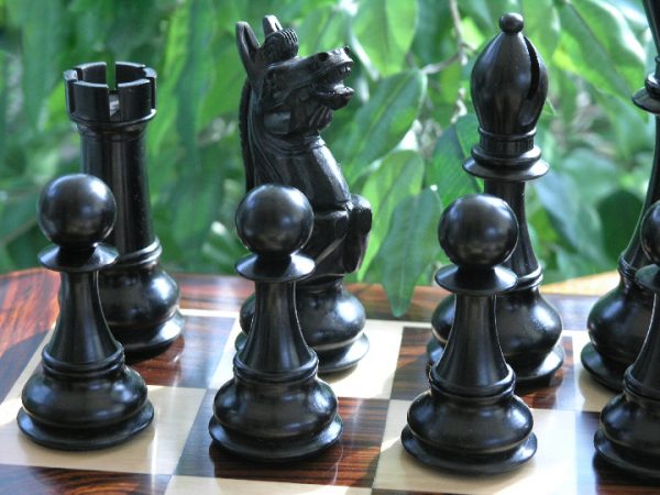 Baron Ultimate Staunton in Ebony