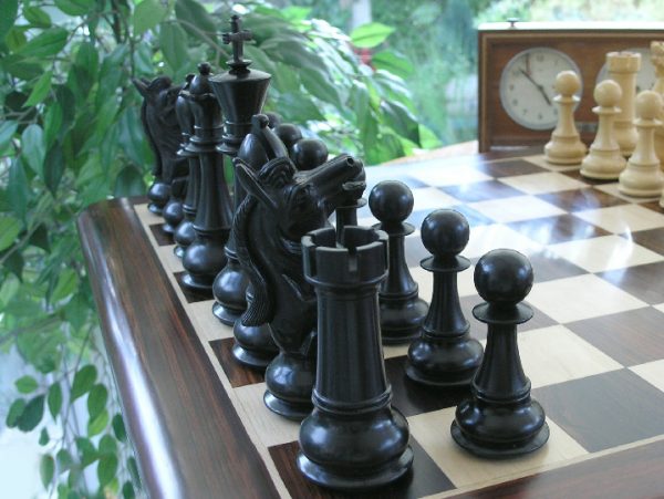 Baron Ultimate Staunton in Ebony - Image 4