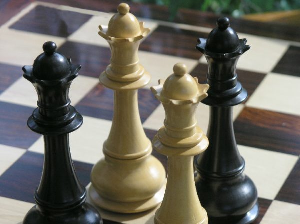 Baron Ultimate Staunton in Ebony - Image 9