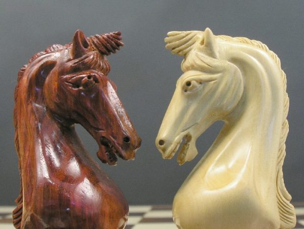 The Earl Anthony Bud Rosewood Staunton Chess Set