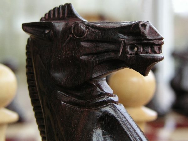 King Edward Bud Rosewood Triple Weight Felted Chess Pieces - Image 10
