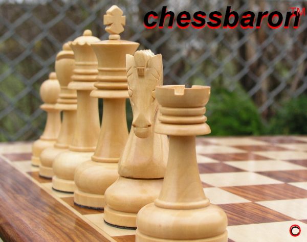 Jeremiah Triple Weight Felted Staunton in Bud Rosewood Chess Pieces - Image 6
