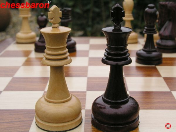 Jeremiah Triple Weight Felted Staunton in Bud Rosewood Chess Pieces - Image 11
