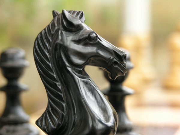 Old Deuteronomy Triple Weighted Felted Ebony Staunton Chess Pieces