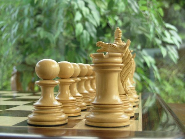 The Ashia in Bud Rosewood Triple Weight Chess Pieces - Image 6