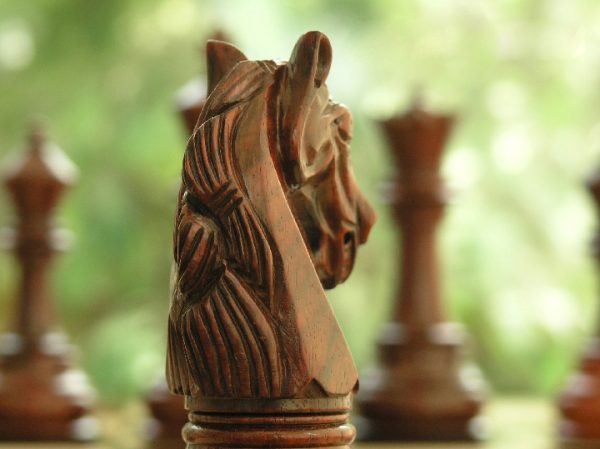 The Original King Charles in Bud Rosewood Triple Weighted Chess Pieces - Image 3