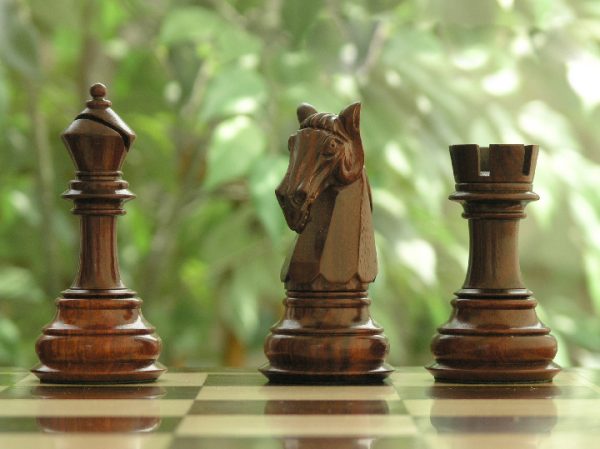 The Original King Charles in Bud Rosewood Triple Weighted Chess Pieces - Image 6
