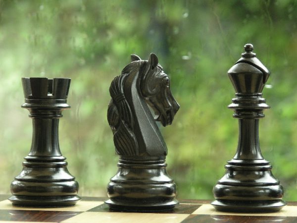 The Original King Charles in Ebonised Triple Weighted Chess Pieces - Image 7
