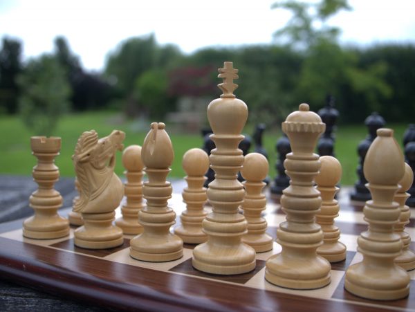 Utopian Dream in Ebony - 5.5 inches Chess Set - Image 11