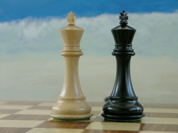 Alexander the Great in Ebony Chess Pieces - Image 6