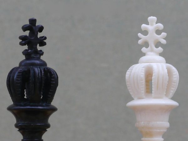 The Suzanna Bone Staunton Chess Pieces - Image 9