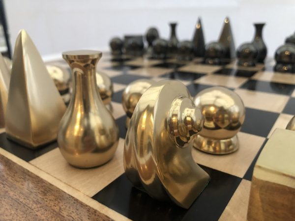 Man Ray Chess Set in Brass - Image 3