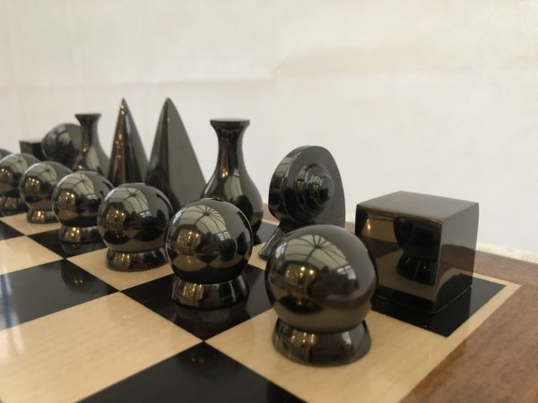 Man Ray Chess Set in Brass - Image 5