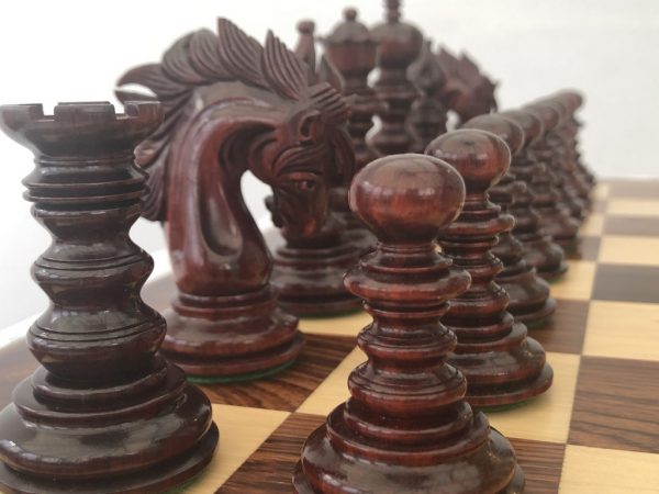 The Salvador Bud Rosewood Limited Edition Chess Set - Image 2