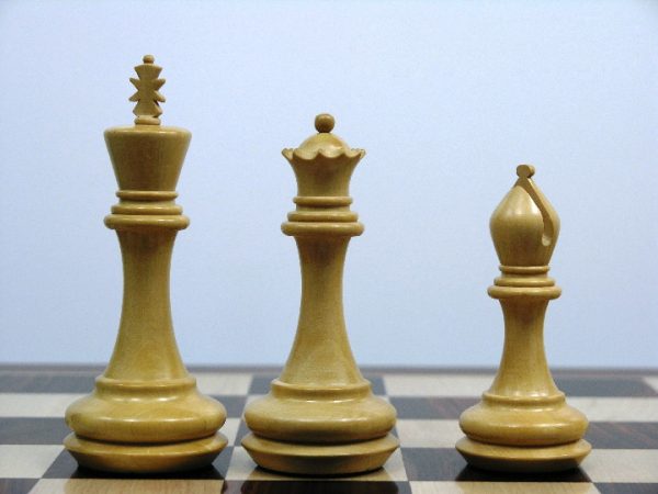 Chamfered Base Triple Weighted Staunton Ebonised - 5 inch King Chess Pieces - Image 10