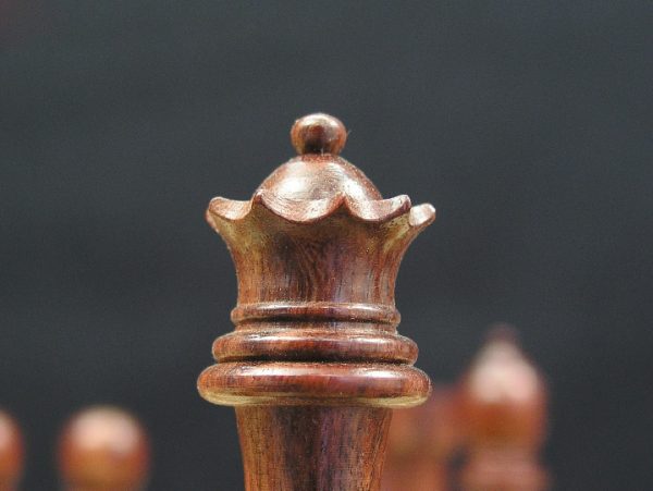 Margaret Anne Knight Staunton Bud Rosewood 3.5 inch King Chess Pieces - Image 9