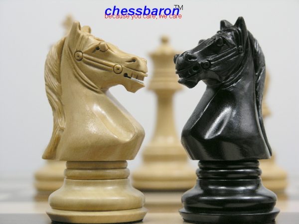 Majestic Staunton Triple Weighted in Ebony Chess Pieces - Image 5