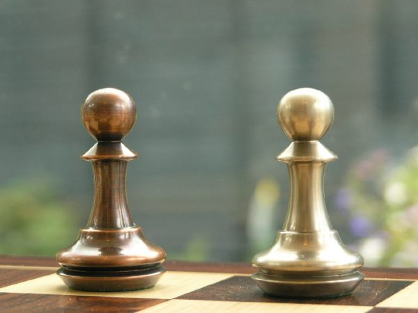 King John Very Heavy Copper and Stainless Steel Chess Pieces - Image 3