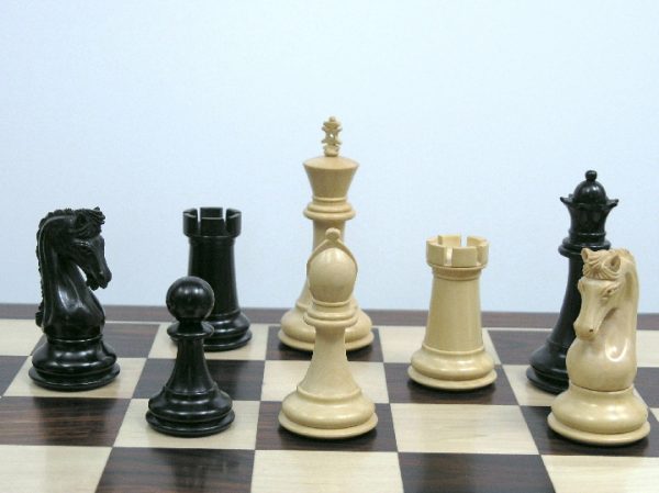 The Earl Anthony Staunton Triple Weight in Ebony Chess Pieces - Image 5