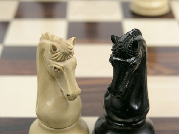 The Earl Anthony Staunton Triple Weight in Ebony Chess Pieces - Image 7