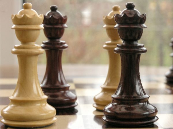 Old Deuteronomy Triple Weighted Bud Rosewood Staunton Chess Pieces - Image 7