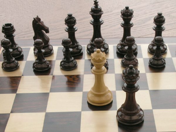 Old Deuteronomy Triple Weighted Bud Rosewood Staunton Chess Pieces - Image 11