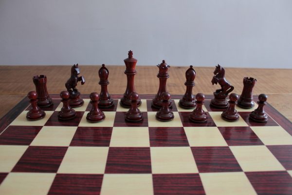 Alexander the Great in Bud Rosewood Chess Pieces - Image 2