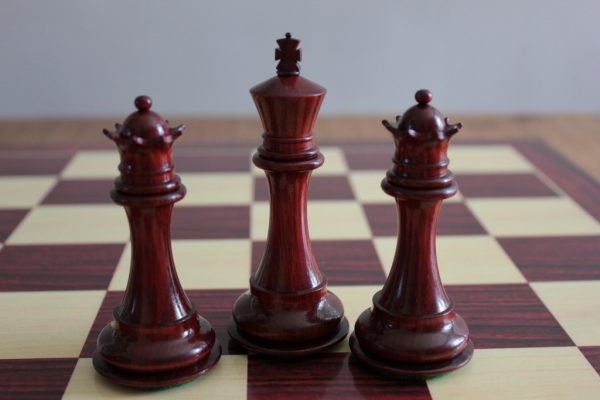 Alexander the Great in Bud Rosewood Chess Pieces - Image 6