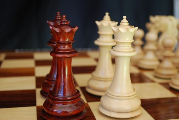 The Zacharus Bud Rosewood Chess Pieces - Image 7
