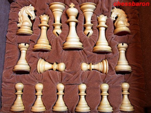 Limited Edition Sea Horse in Ebony Chess Pieces - Image 5