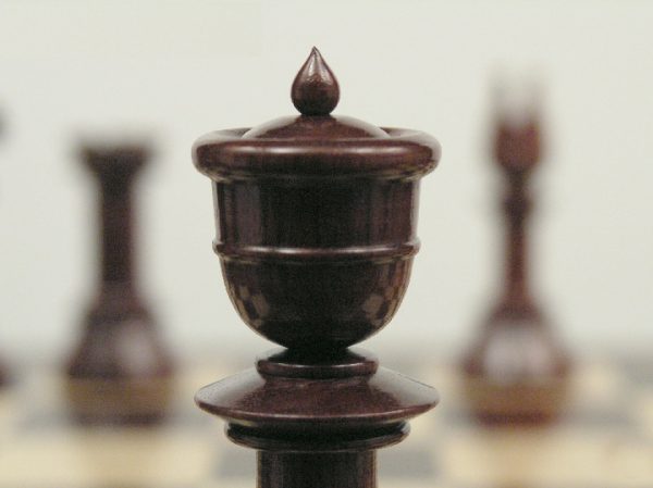 Reproduction Antique Triple Weighted Chess Set - Bud Rosewood Chess Pieces - Image 8