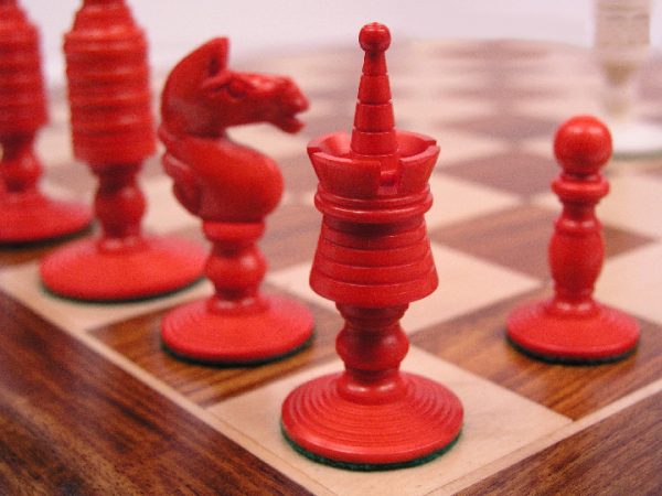 Reproduction Antique - Red White Camel Bone John Calvert Chess Set