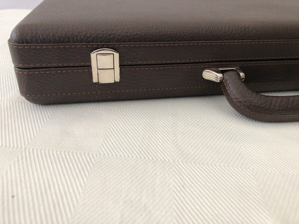 Middle Eastern Gloss Chess Set with Bespoke Case - Image 19