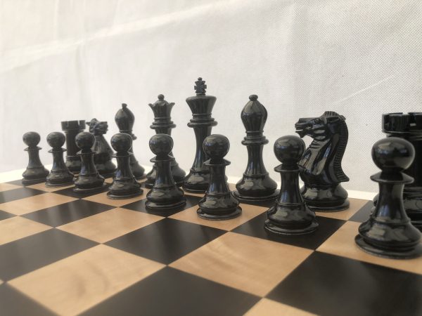 Bold Chess - Black and Gold Triple Weight Chess Set - Limited Edition - Image 3