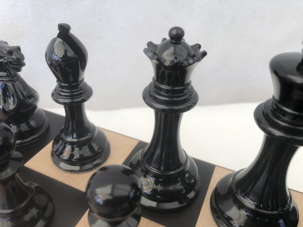 Bold Chess - Black and Gold Triple Weight Chess Set - Limited Edition - Image 10