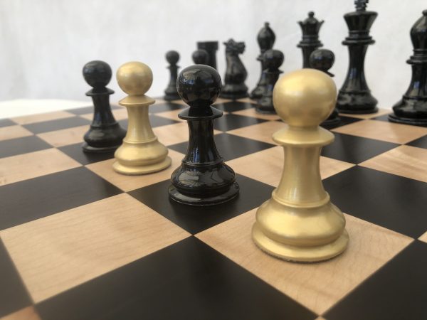 Bold Chess - Black and Gold Triple Weight Chess Set - Limited Edition - Image 7
