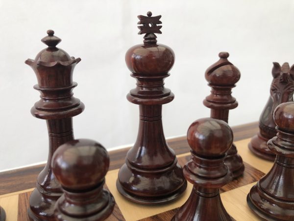 The Oxford - Bud Rosewood Triple Weight Chess Set - Image 13