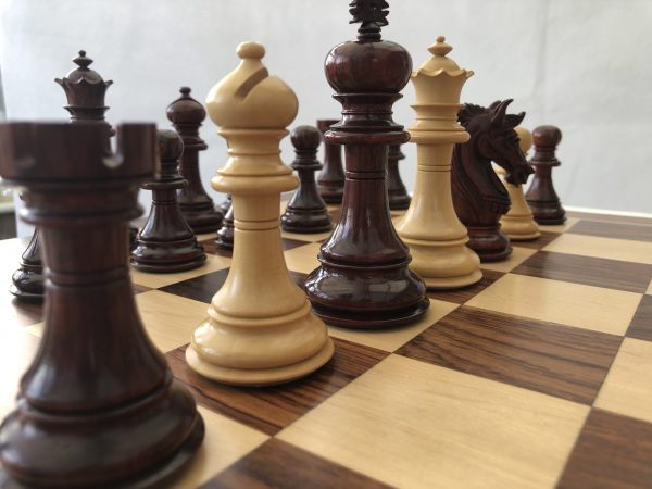 The Oxford - Bud Rosewood Triple Weight Chess Set - Image 25