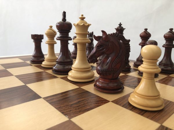 The Oxford - Bud Rosewood Triple Weight Chess Set - Image 26