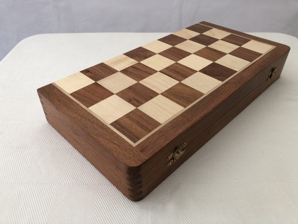 Containing Board and Case for Alice in Wonderland - Image 2